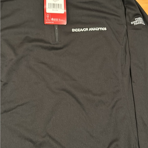 NORTHFACE WOMANS XL 1/4 FLEECE TOP - Picture 3 of 3